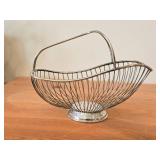 Vintage 355-grams Silverplated Wire Wine Bottle Holder / Caddy (Italy)