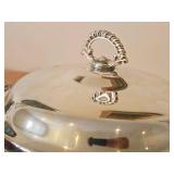 Vintage 10" 1270-grams Silverplated Covered Serving Dish by W.M. Rogers & Son #963 (round)
