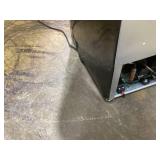 Frigidaire Single Zone 20.43 in. 126 (12 oz.) Can Beverage Cooler Model # EFMIS155 (Minor Transit Damage)