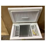 Vissani 7.0 cu. ft. Manual Defrost Chest Freezer with LED Light in White, Garage Ready Model # HMCF7W5 (Minor Transit Damage)