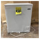 Magic Chef 5.0 cu. ft. Chest Freezer in White Model # HMCF5W4 (Minor Transit Damage)