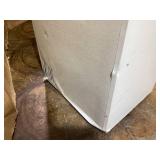 Magic Chef 5.0 cu. ft. Chest Freezer in White Model # HMCF5W4 (Minor Transit Damage)