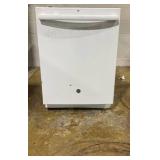 GE® Stainless Steel Interior Dishwasher with Hidden Controls Model #:GDT580SGFWW (Transit Damage)