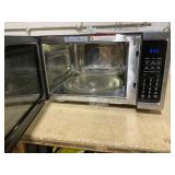 Vissani 1.5 cu. ft. Countertop Convection Microwave in Fingerprint Resistant Stainless Steel with Air Fryer and Sensor cooking Model # EC042A2KJCL