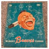 1962 Milwaukee Braves Vintage Yearbook