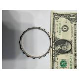 ASSORTMENT OF JEWLERY