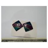 ASSORTMENT OF JEWLERY