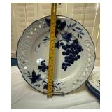 Blue and White Grape Motif Pierced Rim Dinner and Salad Plates Set