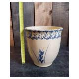 Very cute Collectible Robinson Ransbottom Ohio Stoneware