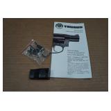 Taurus 922 Tracker .22 LR/.22 Magnum Double-Action Revolver - 6.5" Barrel