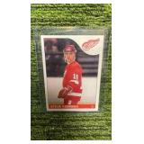1985 Topps NHL Steve Yzerman-Detroit Red Wings
