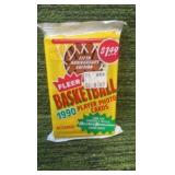 1990 Fleer basketball pack 43 cards