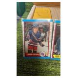 1989–90 OPC hockey set  (#1-330) Sakic Rookie