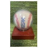 Minnesota Twins Jim KAAT autographed baseball in holder case
