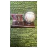 Minnesota Twins Jack Morris autograph baseball, with a card, 1991 World Series Champions!