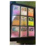 Pokémon mix lot-Binder with 70+ cards
