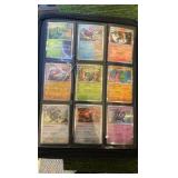 Pokémon mix lot-Binder with 70+ cards