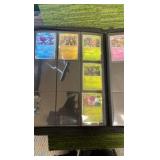 Pokémon mix lot-Binder with 70+ cards