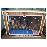Funko Deluxe Pop Micheal Jordan 1987 Dunk Contest Vinyl Figures