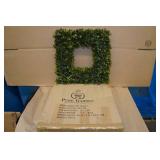 Pure Garden 16" Square Indoor/Outdoor Artificial Wreath