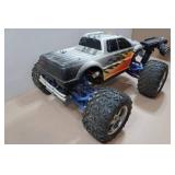 Traxxas E-Maxx RC Truck