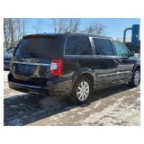 2015 CHRYSLER TOWN AND COUNTRY TOURING *No Accidents | 2 Owner* (NO RESERVE)