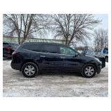 2015 CHEVROLET TRAVERSE LT (NO RESERVE)