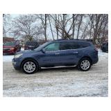 2014 CHEVROLET TRAVERSE LT *2 Owner* (NO RESERVE)