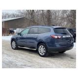 2014 CHEVROLET TRAVERSE LT *2 Owner* (NO RESERVE)