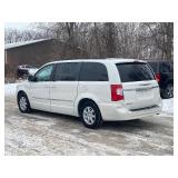 2011 CHRYSLER TOWN AND COUNTRY TOURING *Prior Certified Pre-Owned | 2 Owner | 114k Miles* (NO RESERVE)