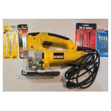 G - Dewalt DW321 Jigsaw with Extra Blades and Case