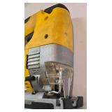 G - Dewalt DW321 Jigsaw with Extra Blades and Case