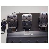 PlayStation 5 / Logitech G29 Driving Force Racing Wheel with Pedals