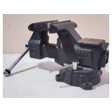 Large Craftsman Workbench Vice