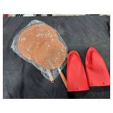 Kitchen Splatter Screens & Mitts