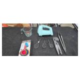 Kitchen Utensils & Appliances Lot