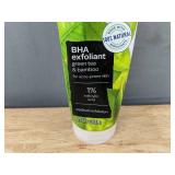 St. Ives Acne Scrub Apricot & BHA Exfoliant Apricot & BHA Exfoliant Green Tea & Bamboo - Brand New