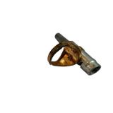 To mix whistle ring - copper ring around steel shaft