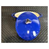 Rachael Ray Blue Enameled Cast Iron Dutch Oven with Lid, Wicker Basket & Bakeware