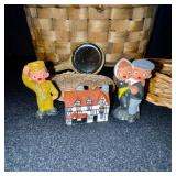 Picnic Basket Set - Woven Basket with Lid, Mirror & Mini Figurines