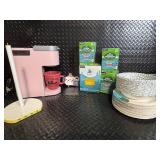 Keurig K-Slim Pink Coffee Maker with Nantucket Blend K-Cups (3 x 12-Count) & Caribou Daybreak 24-Ct