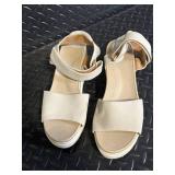 Guess GGCHIPPY Denim Bow Slip-On Sneakers & Beige Strappy Sandals (Lot of 2)