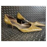 Ann Taylor Crocodile-Embossed Leather Bag & Olive-Gold Pumps, 8 1/2 M