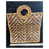 Woven Palm Leaf Handbag with Round Ring Handle - Natural Tan & Dark Zigzag Pattern