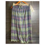Pendleton Plaid Wool Skirt - Miss Size 8 - Multicolor Plaid - 100% Wool - Made in USA