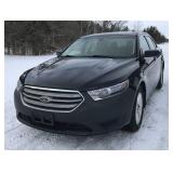 2014 Ford Taurus SE