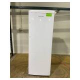 Hamilton Beach 11 Cu Ft Upright Freezer in White Model # HBFRF0011 (Missing Door Handle, Minor Transit Damage)