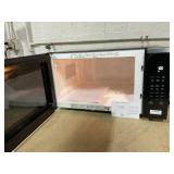 Whirlpool 2.2 cu. ft. Sensor Cooking Microwave Model: WMCS7024RZ00