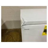 Vissani 7.0 cu. ft. Manual Defrost Chest Freezer with LED Light in White, Garage Ready Model # HMCF7W5 (Transit Damage, See Photos)