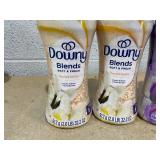LOT OF 4 Downy Scent Booster Beads (2 Bottles 32.2oz, 1 Bottle 24.5oz, 1 Bottle 21.1oz)